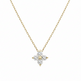 Quinn Clover Flower Moissanite Necklace
